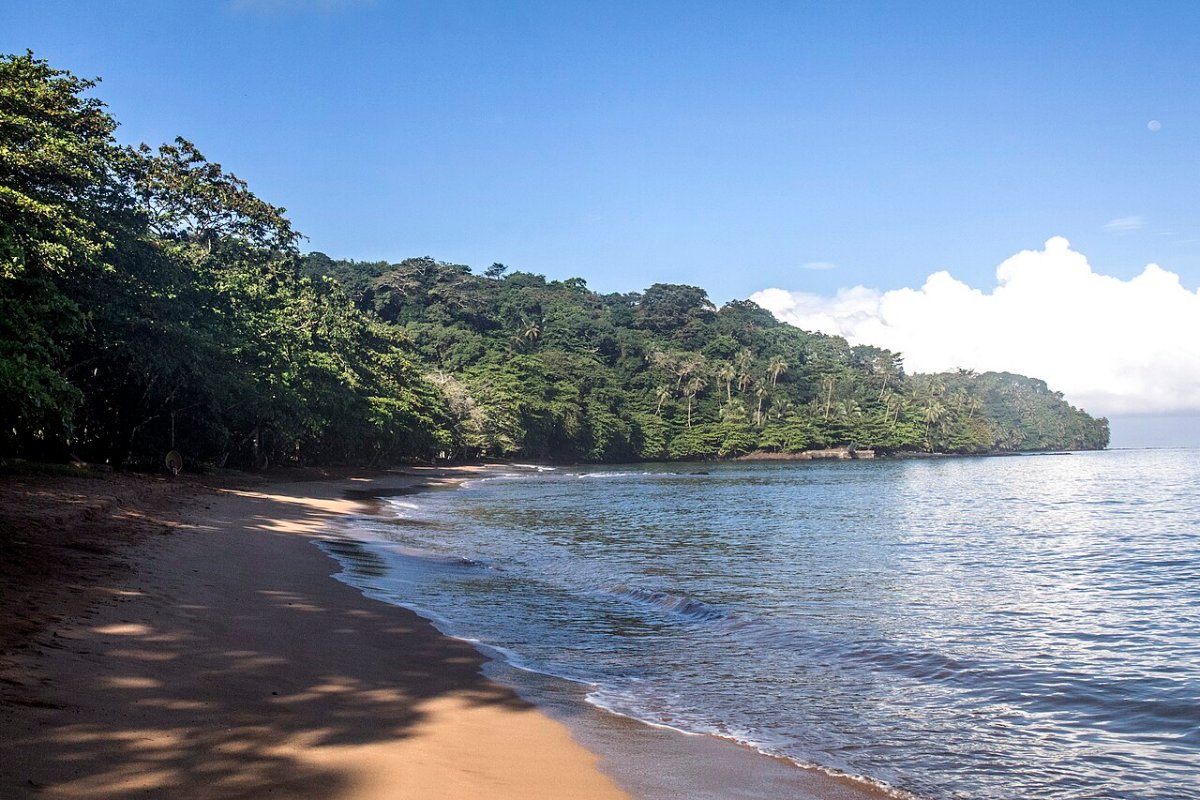Praia Sundy, en la isla de Príncipe