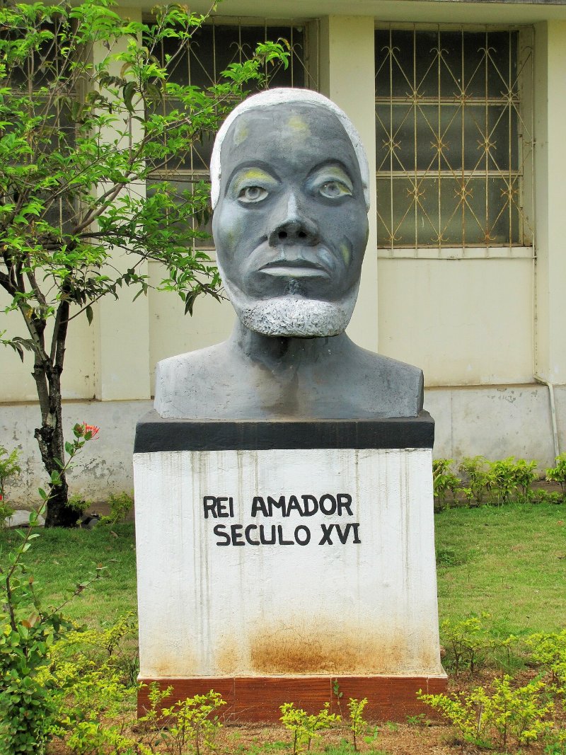 Busto del Rei Amador, líder de la revuelta de 1595