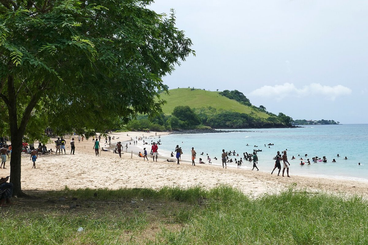 Tamarindos que dan sombra a la Praia dos Tamarindos